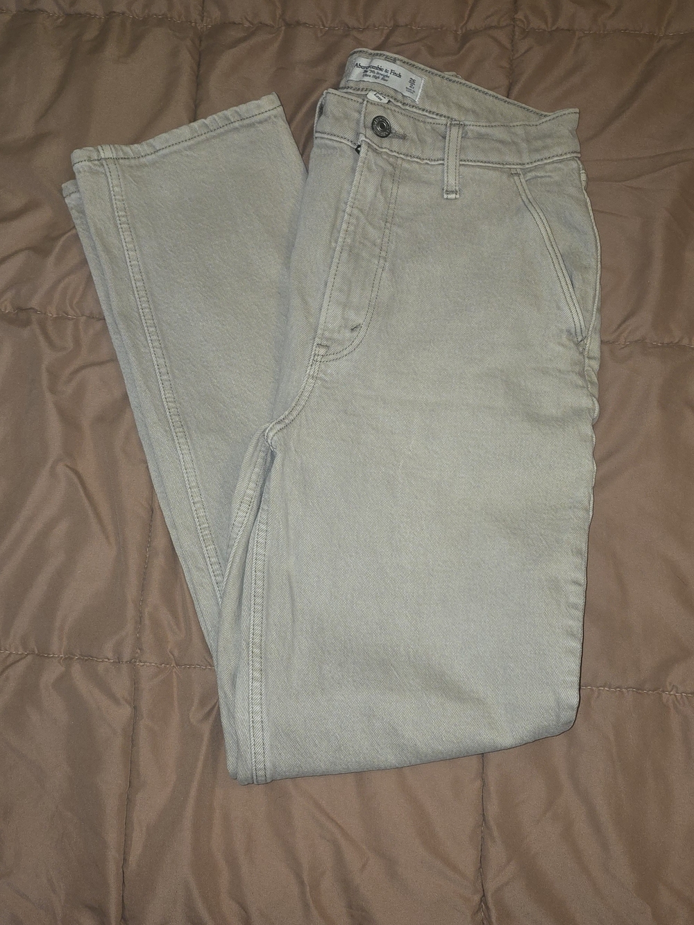 Abercrombie & Fitch Womens 90s Curve Love Straight Jeans in Beige 26R